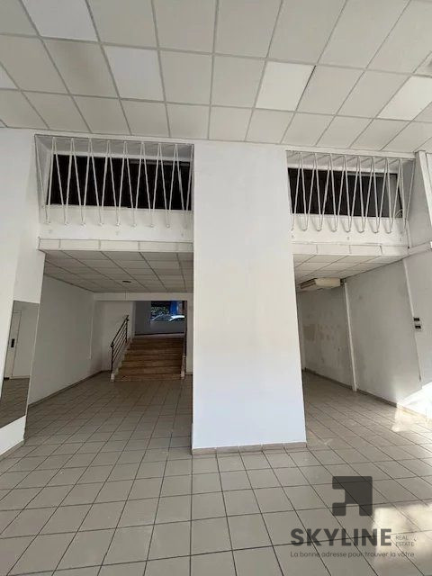 Murs des locaux commerciaux, quartier Sadi-Carnot, 13002