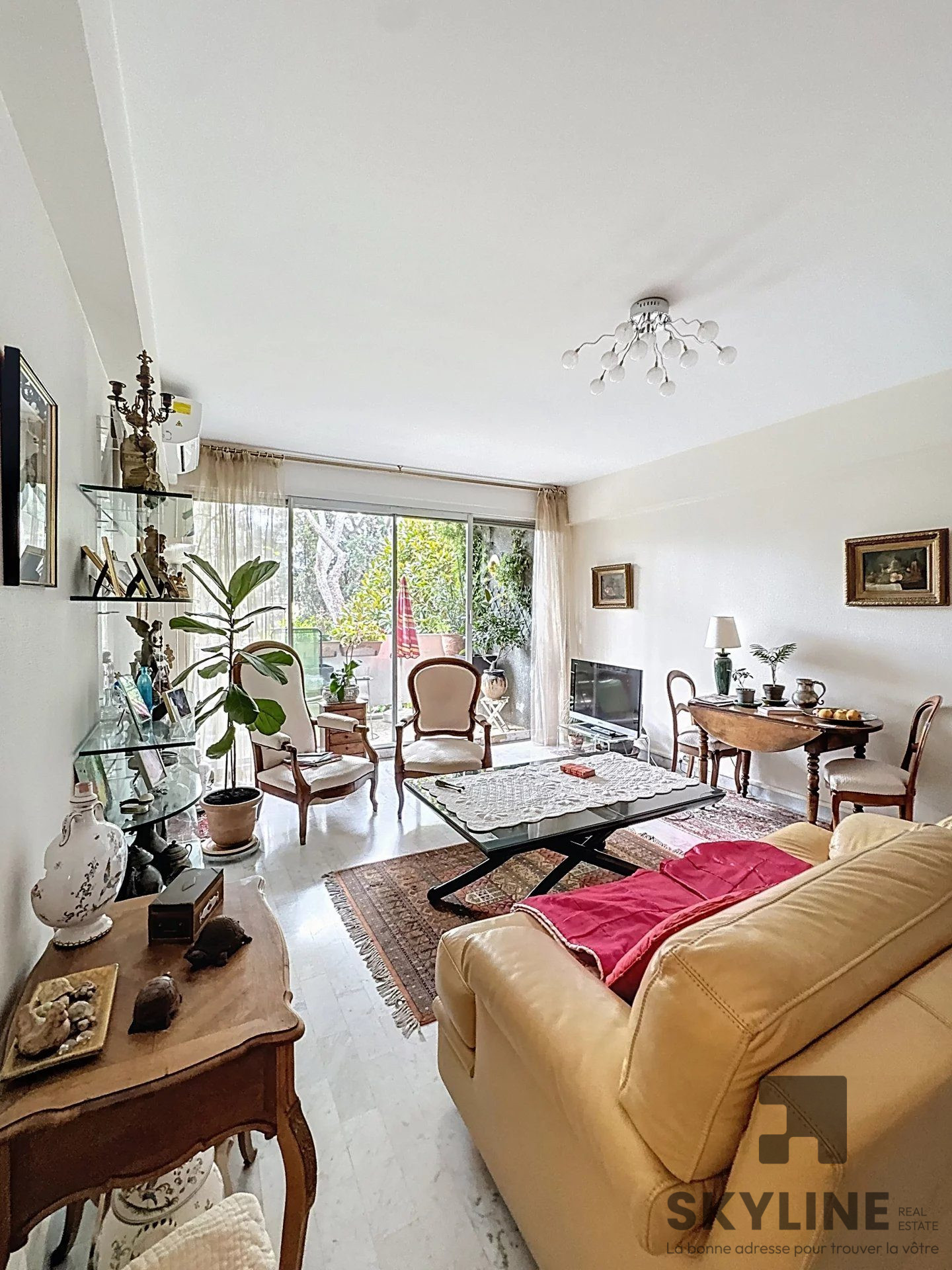 APPARTEMENT T2 54m² AVEC BALCON 10m² – MARSEILLE 8ÈME